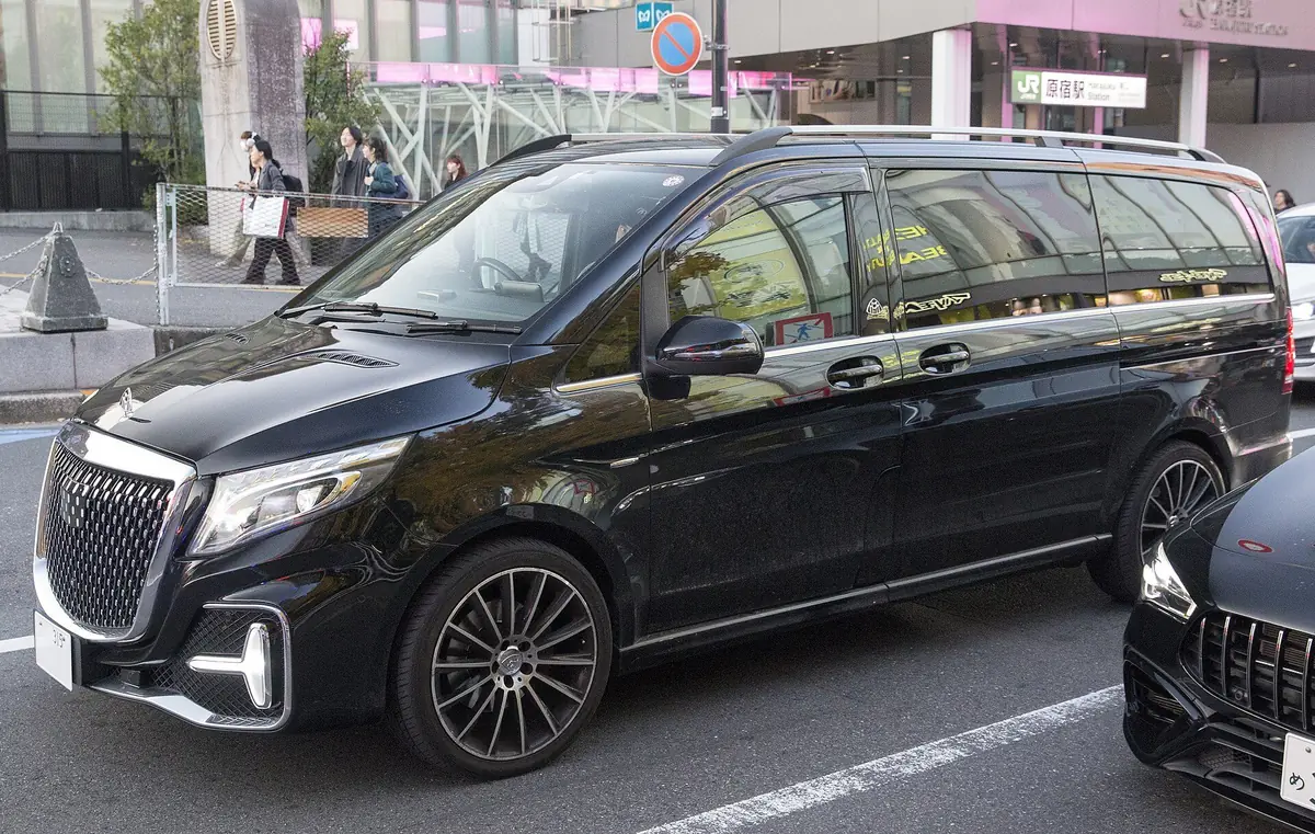 Mercedes-Benz V-Class VIP